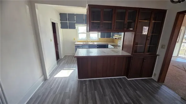 $199,999 | 325 Monroe Street, Pomona, KS 66076