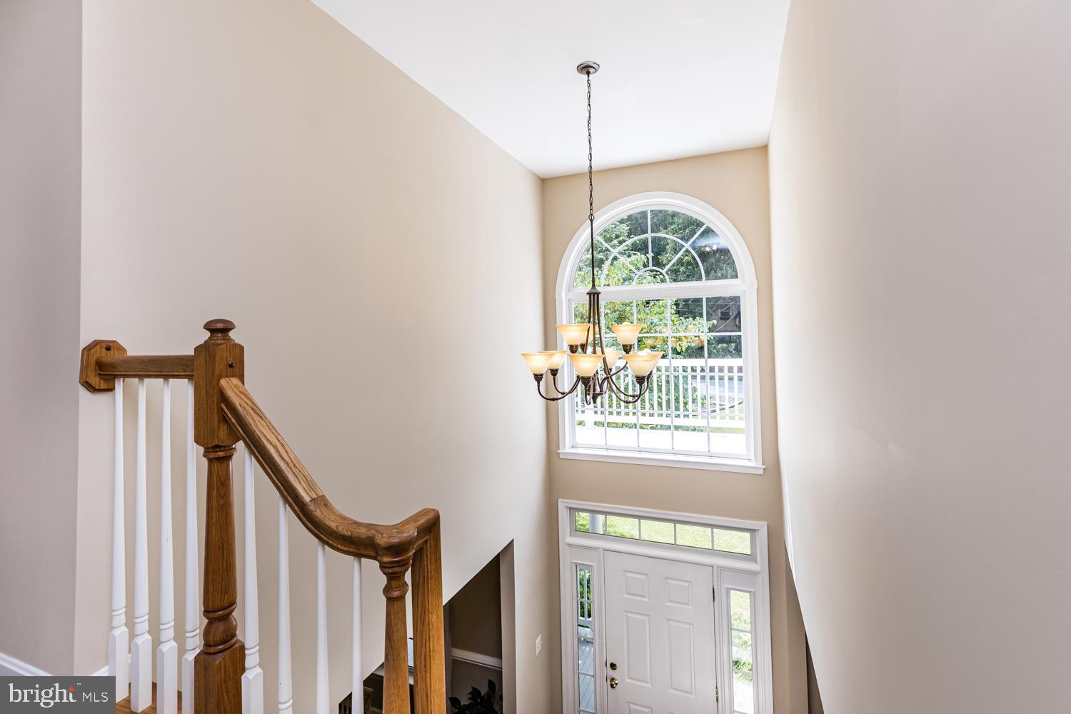 3931 Hunter Road Ellicott City, MD 21043 - Photo 30 of 50 Two story foyer