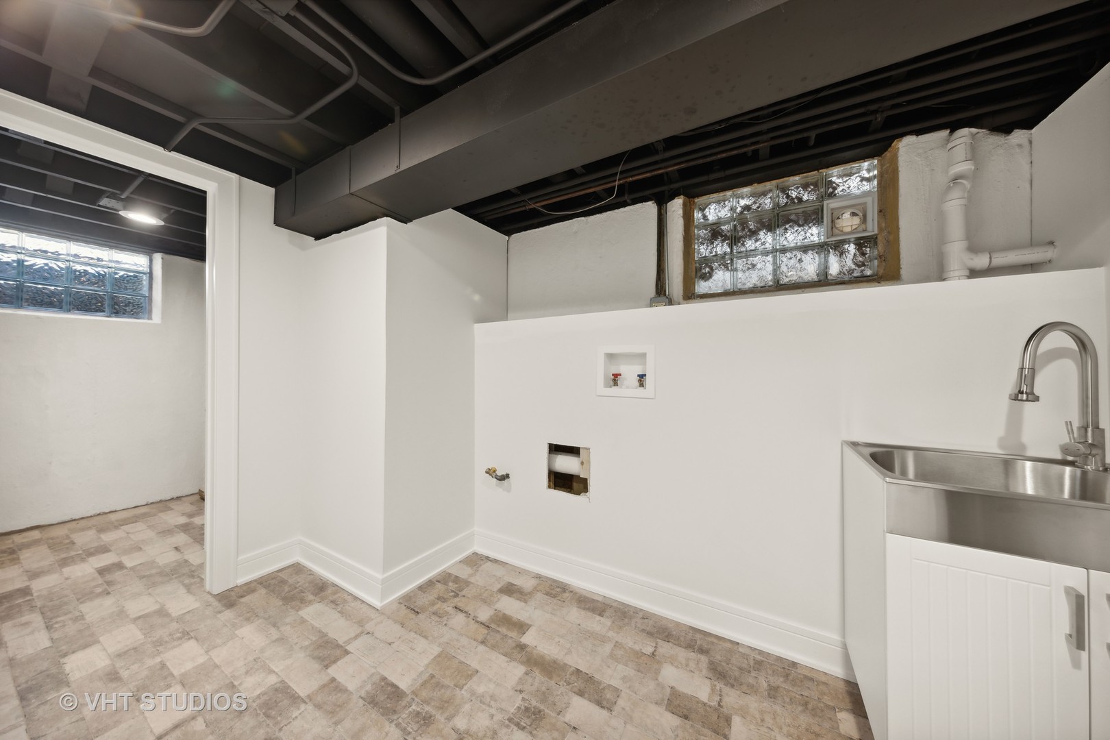 771 Swain Avenue Elmhurst, IL 60126 - Photo 36 of 43 a view of utility room