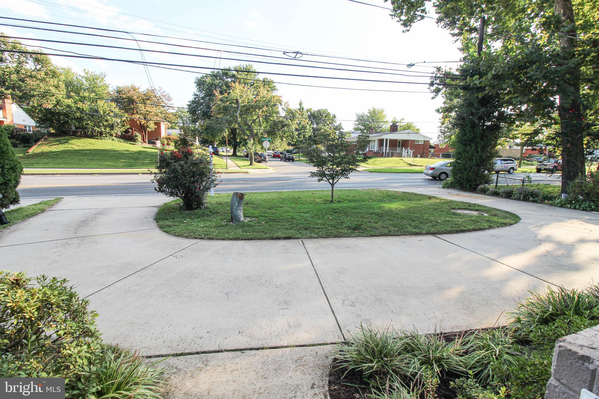 1607 Forest Glen Road Silver Spring, MD 20910 - Photo 3 of 49 Gallery Image 3
