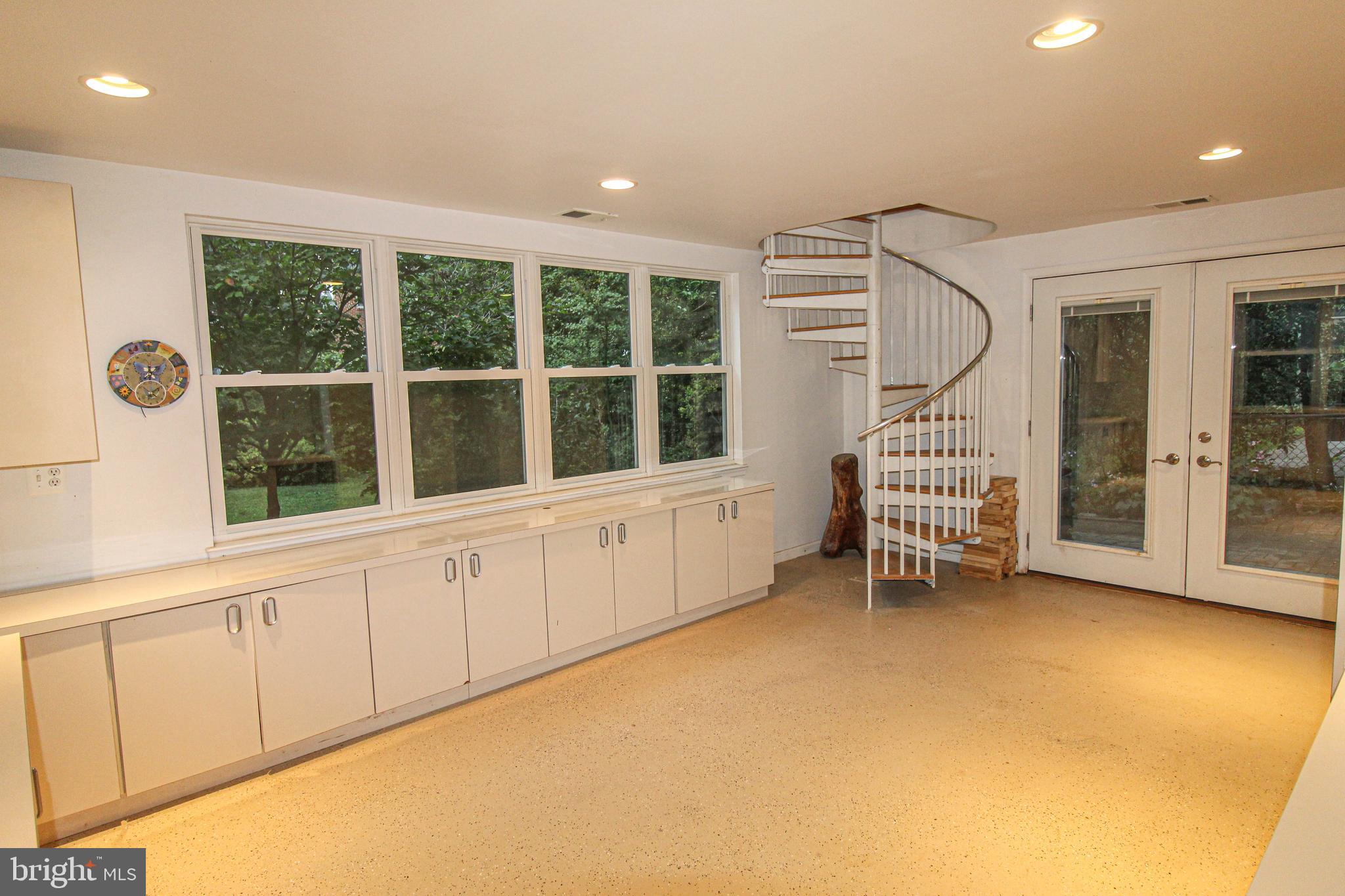 1607 Forest Glen Road Silver Spring, MD 20910 - Photo 40 of 49 Gallery Image 40