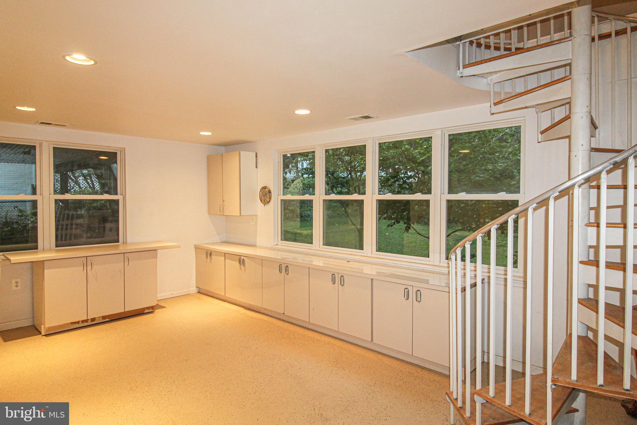1607 Forest Glen Road Silver Spring, MD 20910 - Photo 41 of 49 Gallery Image 41