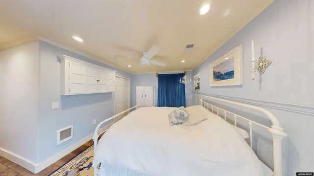 $385,000 | 299 Leedy Drive, Lander, WY 82520