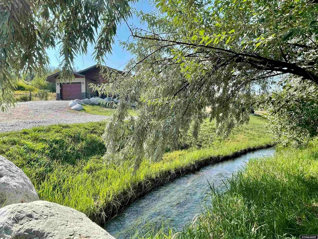 $385,000 | 299 Leedy Drive, Lander, WY 82520