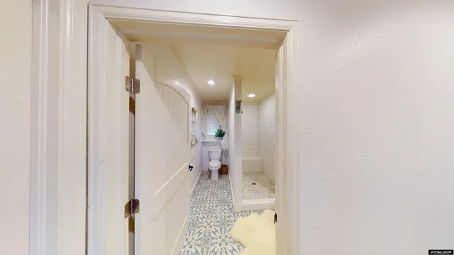 $385,000 | 299 Leedy Drive, Lander, WY 82520