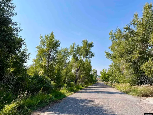 $385,000 | 299 Leedy Drive, Lander, WY 82520