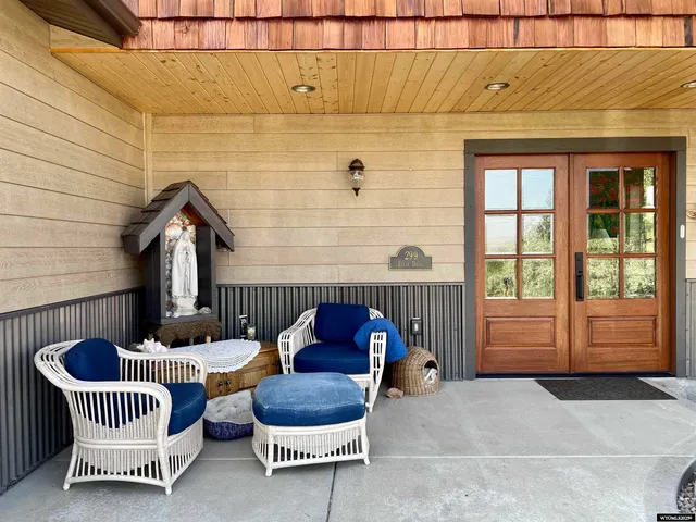 $385,000 | 299 Leedy Drive, Lander, WY 82520