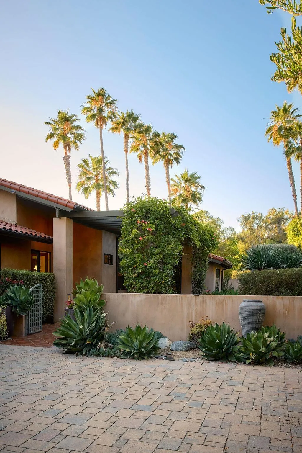 17335 Via Del Bravo Rancho Santa Fe, CA 92067 - Photo 5 of 40