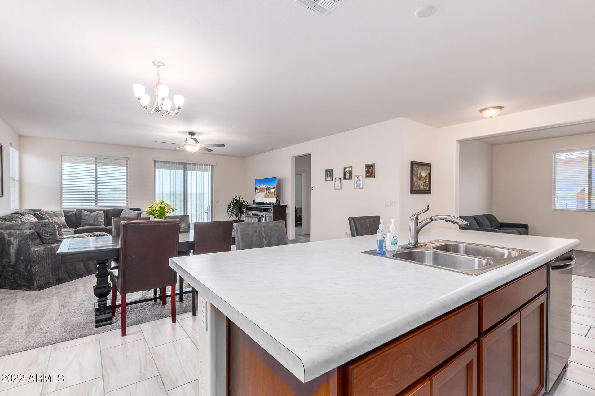 18608 West Williams Road Surprise, AZ 85387 - Photo 12 of 31 12