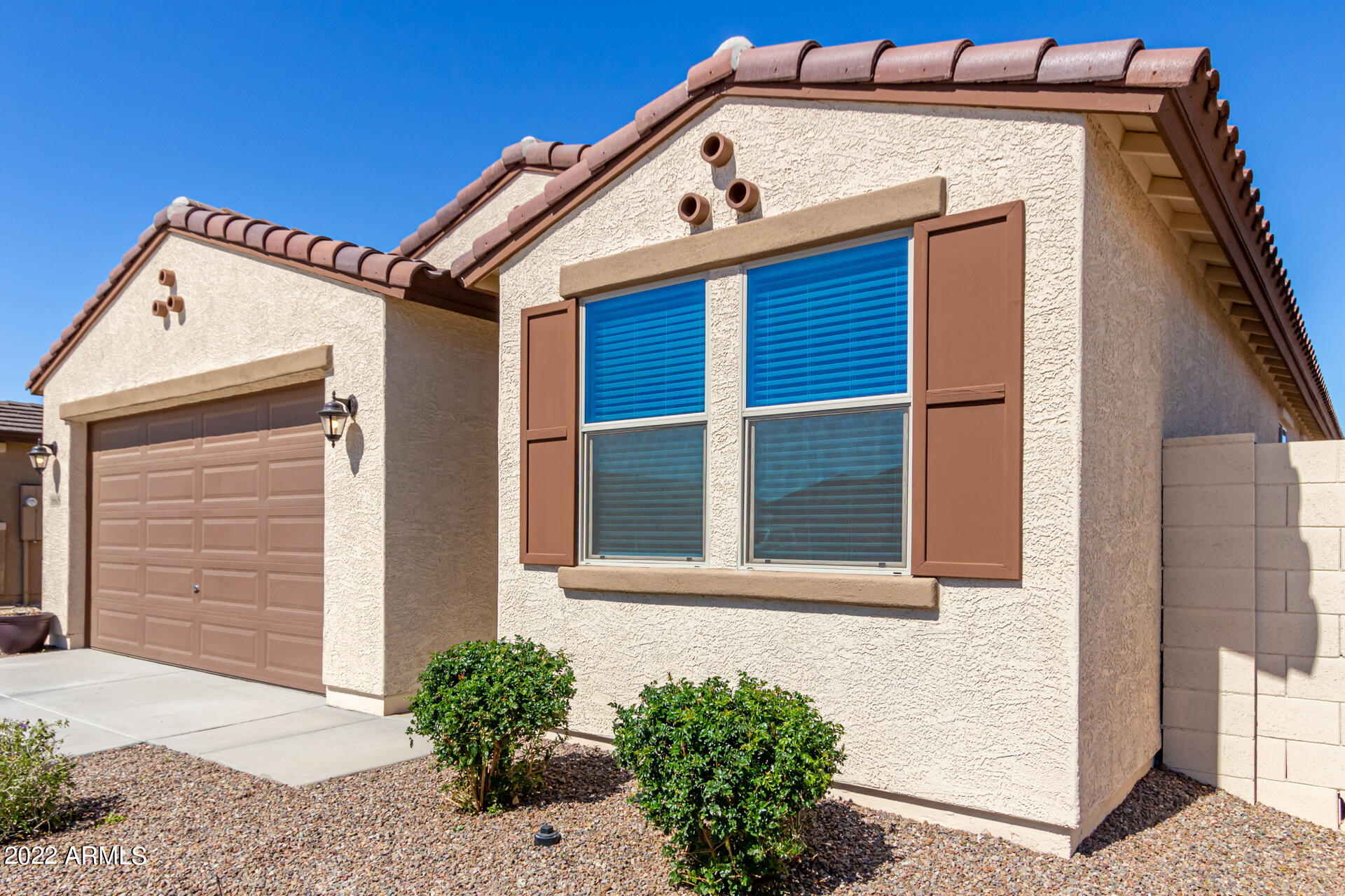 18608 West Williams Road Surprise, AZ 85387 - Photo 4 of 31 5