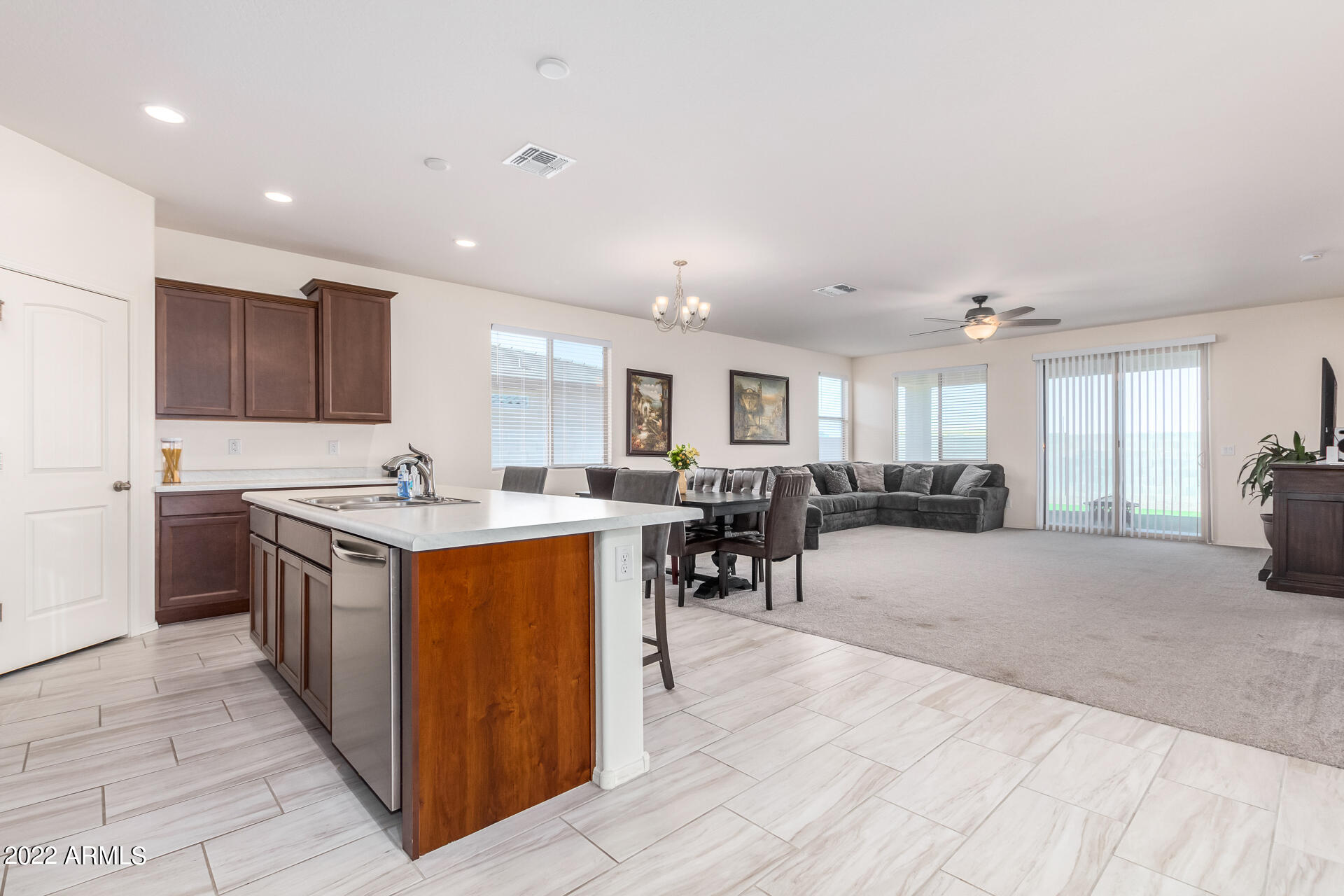 18608 West Williams Road Surprise, AZ 85387 - Photo 10 of 31 10