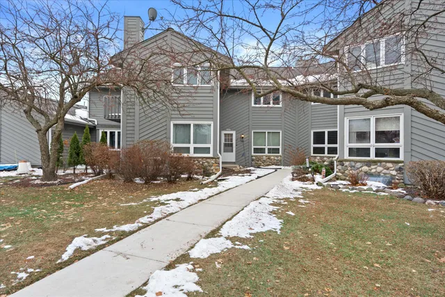 $309,900 | 15629 West Ridge Road, New Berlin, WI 53151