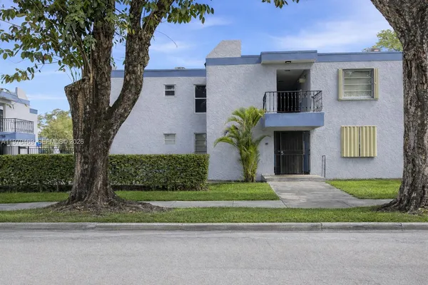 $2,150 | 3001 Southwest 2nd Street, Unit 111C, Miami, FL 33135