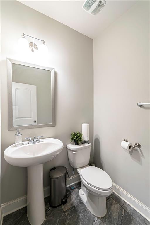 1428 Kings Point Way Southwest Conyers, GA 30094 - Photo 15 of 32