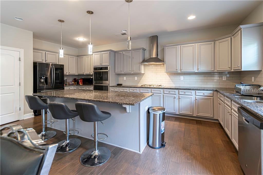 1428 Kings Point Way Southwest Conyers, GA 30094 - Photo 10 of 32