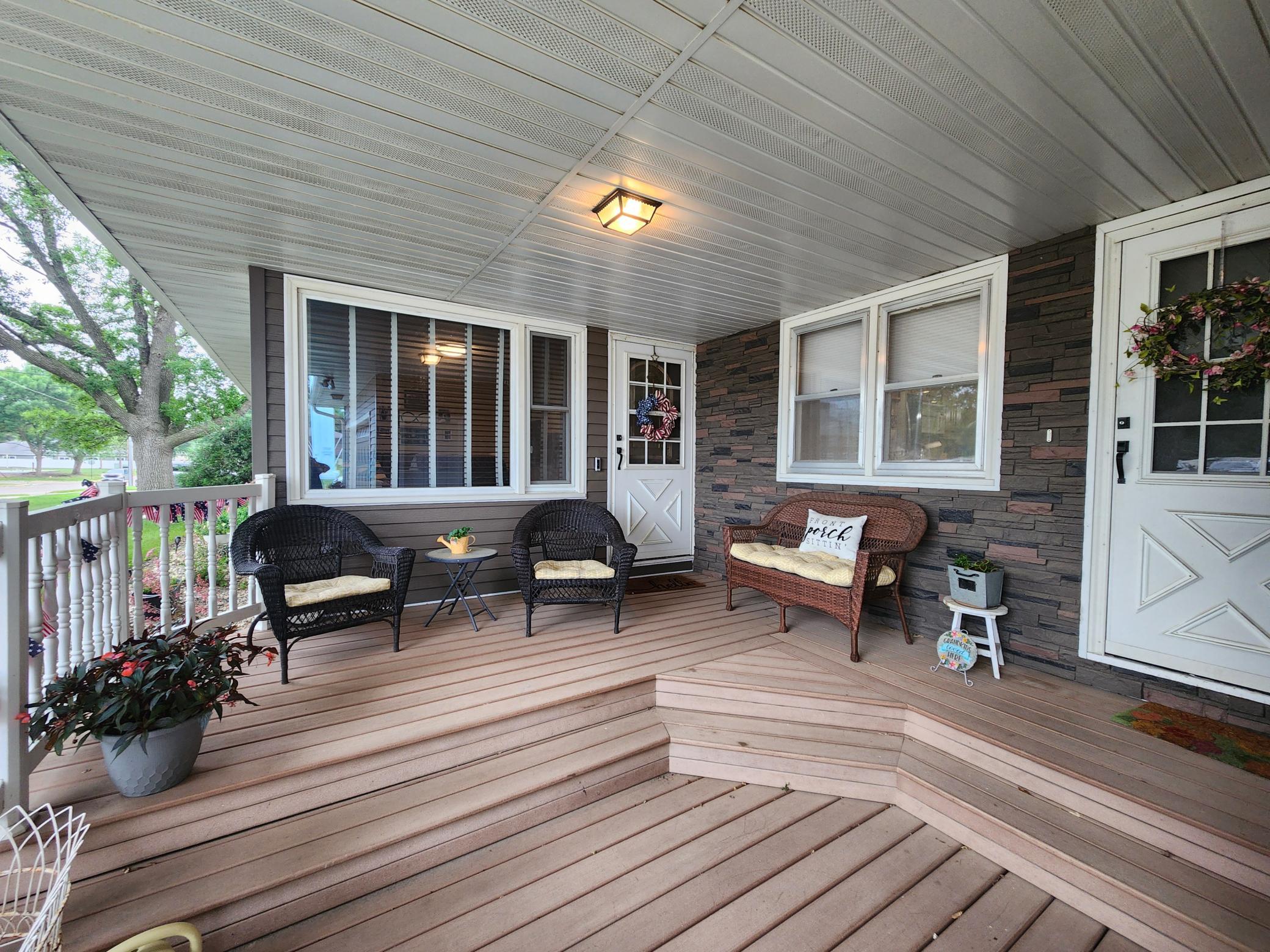 505 9th Street Southwest Pipestone, MN 56164 - Photo 3 of 14