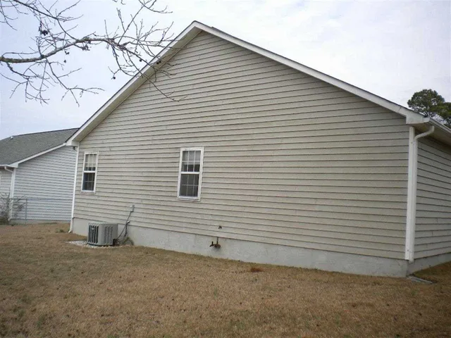 $2,200 | 813 South Dogwood Lane, Swansboro, NC 28584