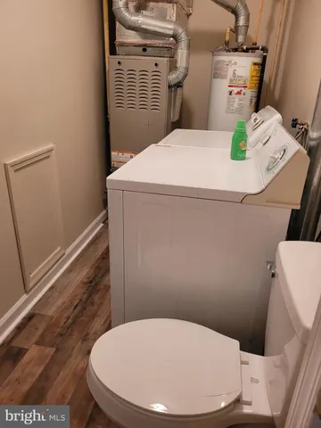 a view of a garden with houses