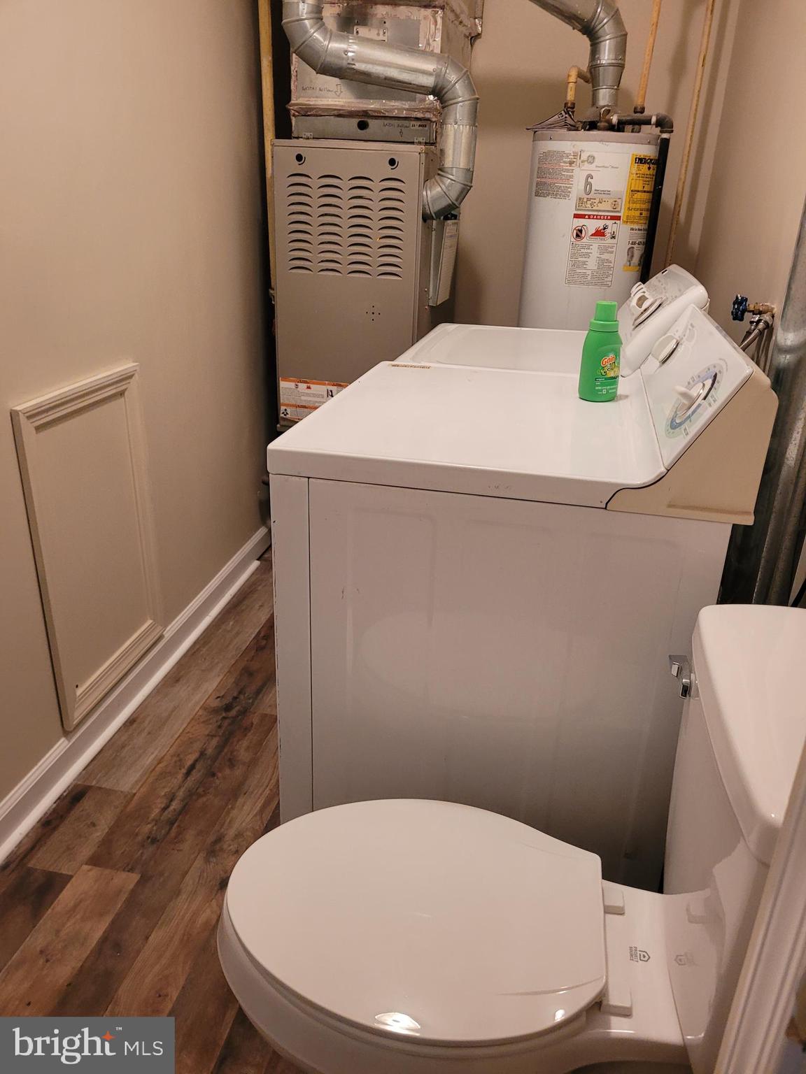 304 9th Avenue Southeast Glen Burnie, MD 21061 - Photo 13 of 44