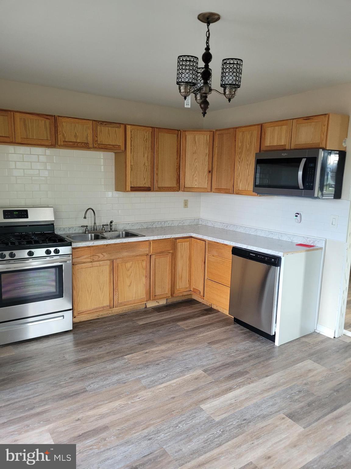 304 9th Avenue Southeast Glen Burnie, MD 21061 - Photo 17 of 44