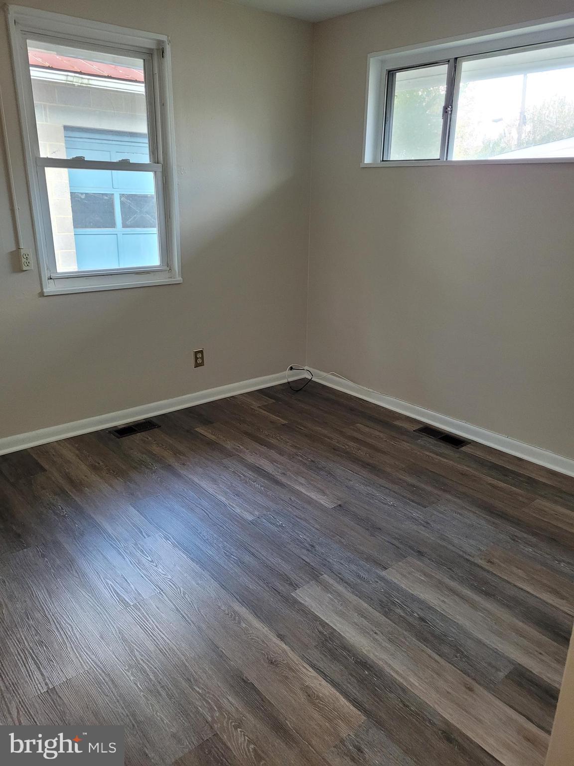 304 9th Avenue Southeast Glen Burnie, MD 21061 - Photo 27 of 44