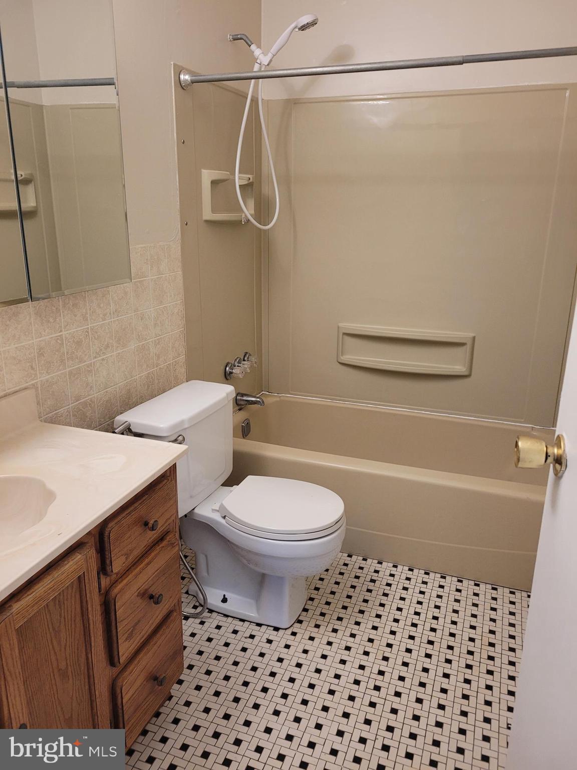 304 9th Avenue Southeast Glen Burnie, MD 21061 - Photo 28 of 44