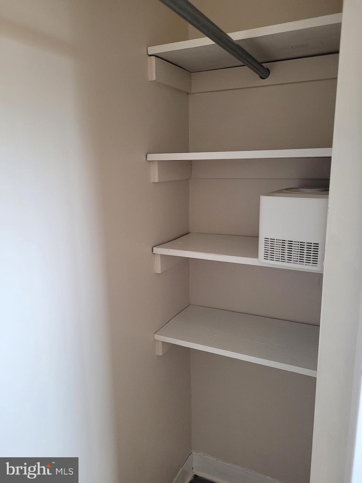 304 9th Avenue Southeast Glen Burnie, MD 21061 - Photo 33 of 44