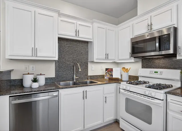 $715,000 | 3240 Maguire Way, Unit 318, Dublin, CA 94568