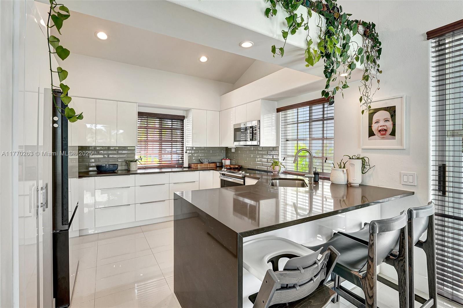 1055 San Luis Rey Weston, FL 33326 - Photo 24 of 75