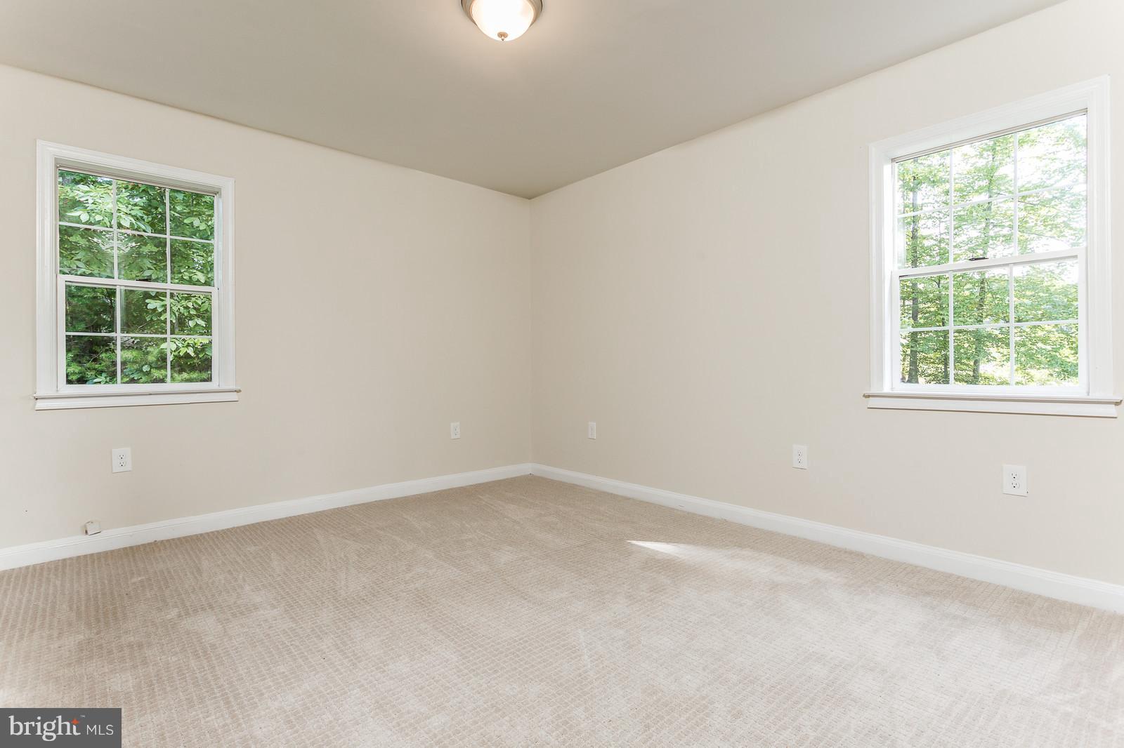 18575 Old Triangle Road Triangle, VA 22172 - Photo 20 of 29 Bedroom