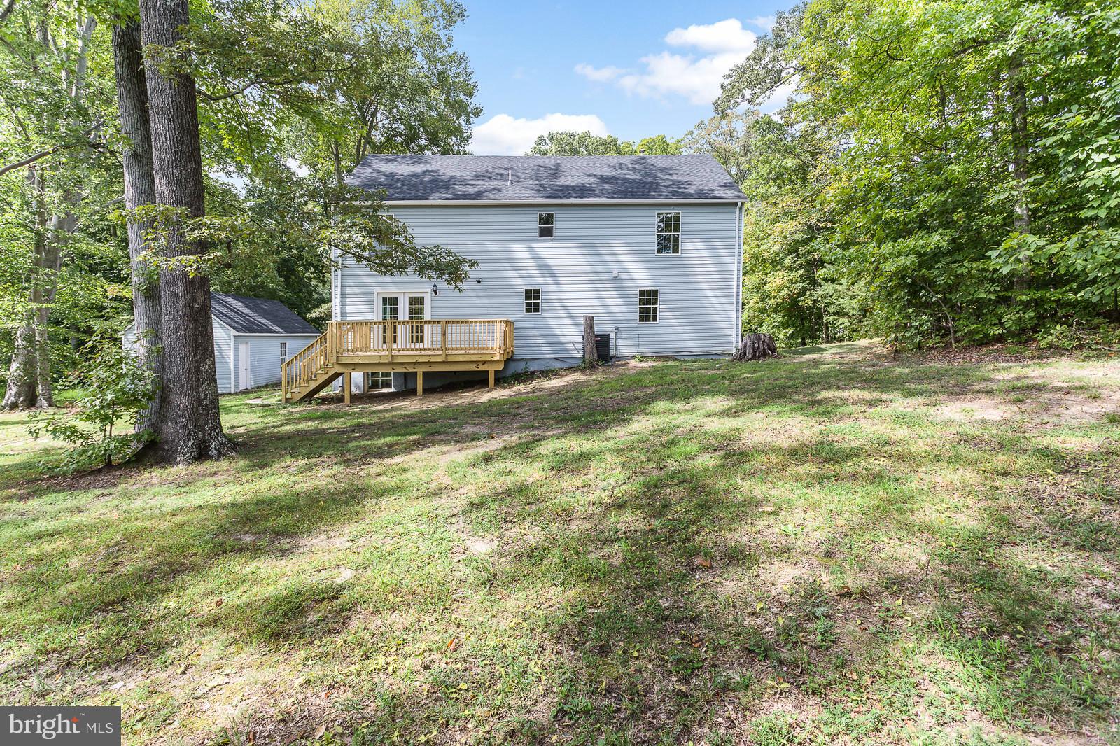 18575 Old Triangle Road Triangle, VA 22172 - Photo 29 of 29 Exterior (Rear)