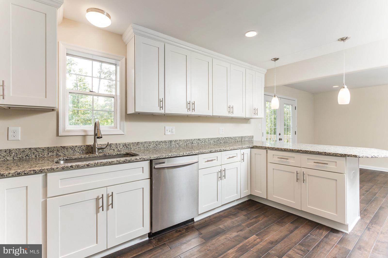 18575 Old Triangle Road Triangle, VA 22172 - Photo 8 of 29 Kitchen
