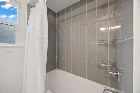 $498,000 | 1538 20th Avenue, Oakland, CA 94606