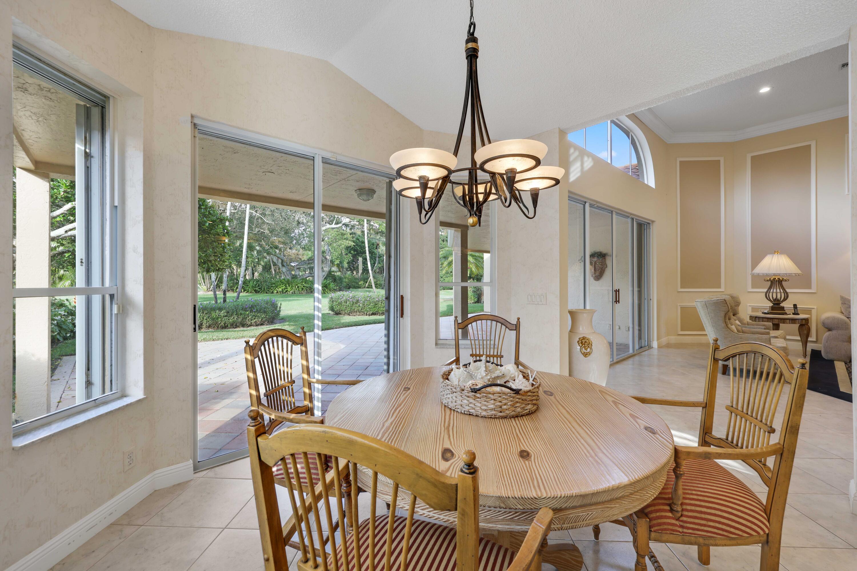 7633 La Corniche Circle Boca Raton, FL 33433 - Photo 16 of 49 Breakfast