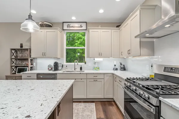 $559,999 | 10321 East C Avenue, Richland, MI 49083