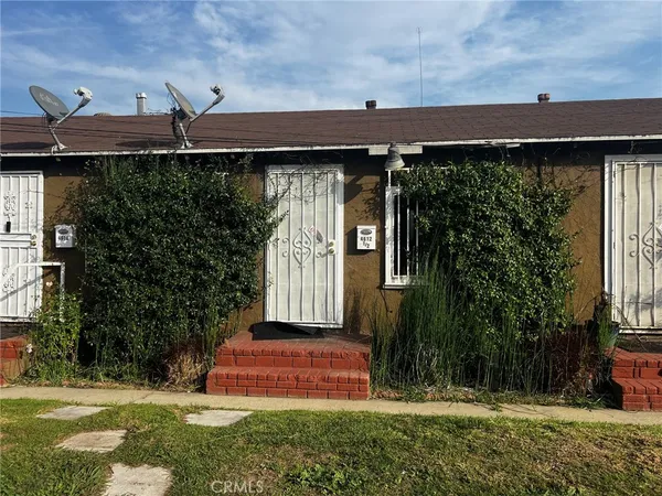 $1,575 | 4612 1/2 West 111th Street, Inglewood, CA 90304