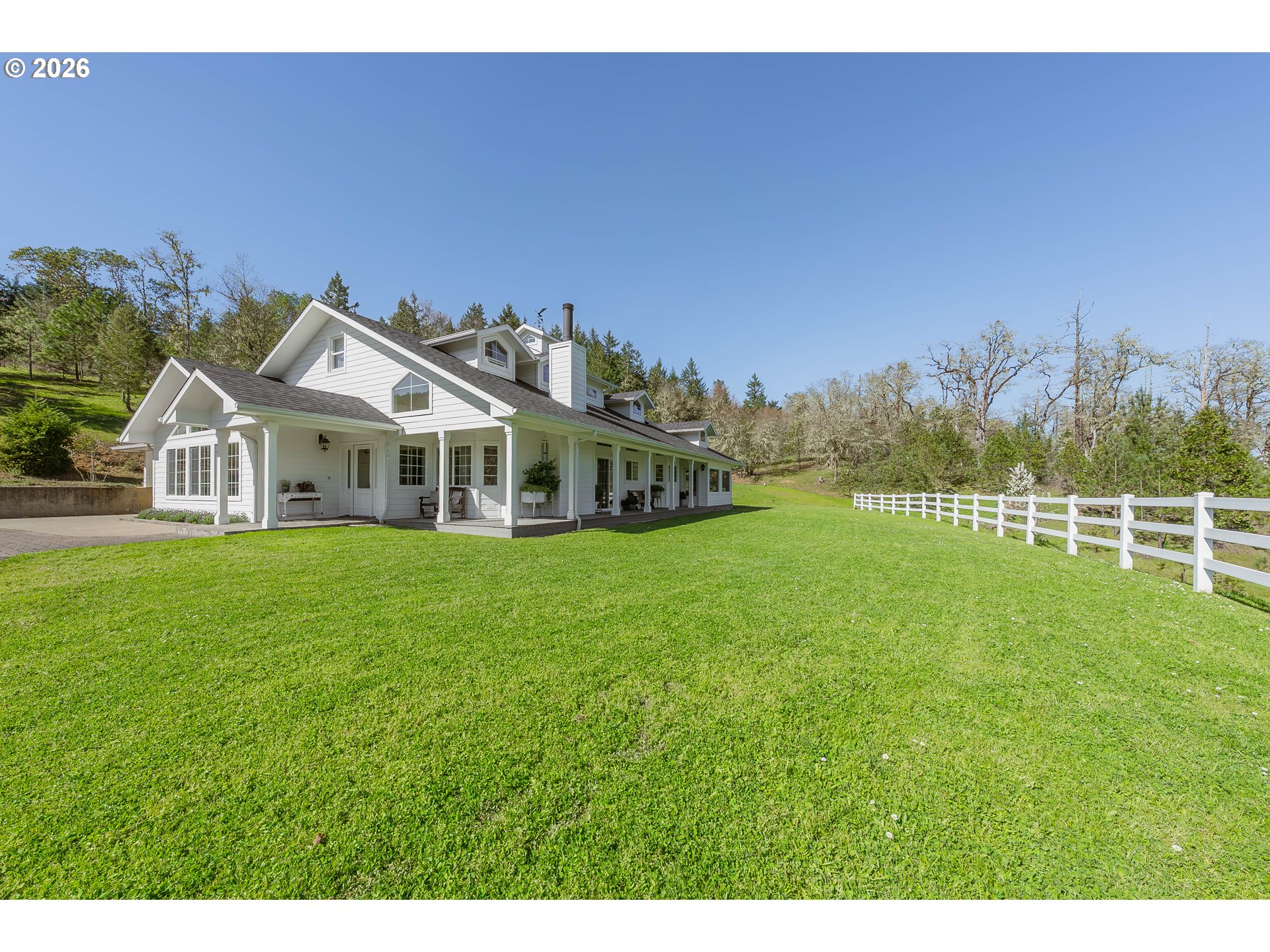 3849 Cole Road Oakland, OR 97462 - Photo 3 of 48