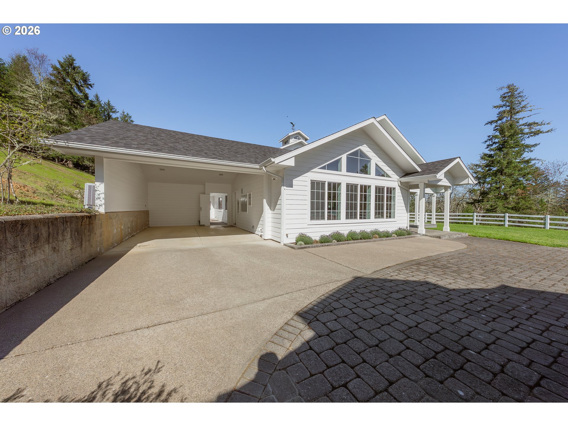 3849 Cole Road Oakland, OR 97462 - Photo 4 of 48