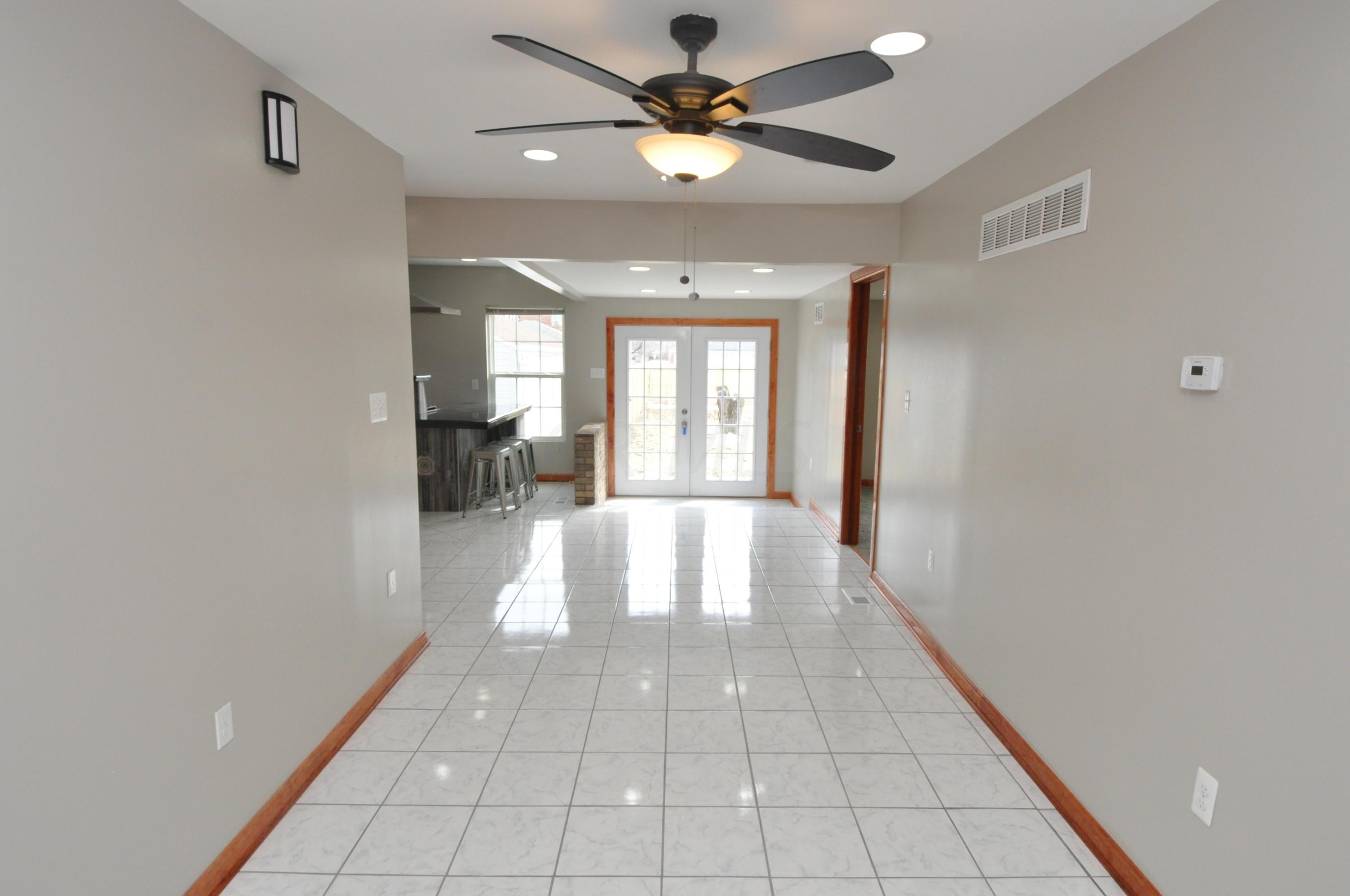 3297 Parkside Road Columbus, OH 43204 - Photo 8 of 40 Gallery Image 8