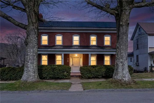 $164,500 | 420 Grant Street, East Brady, PA 16028