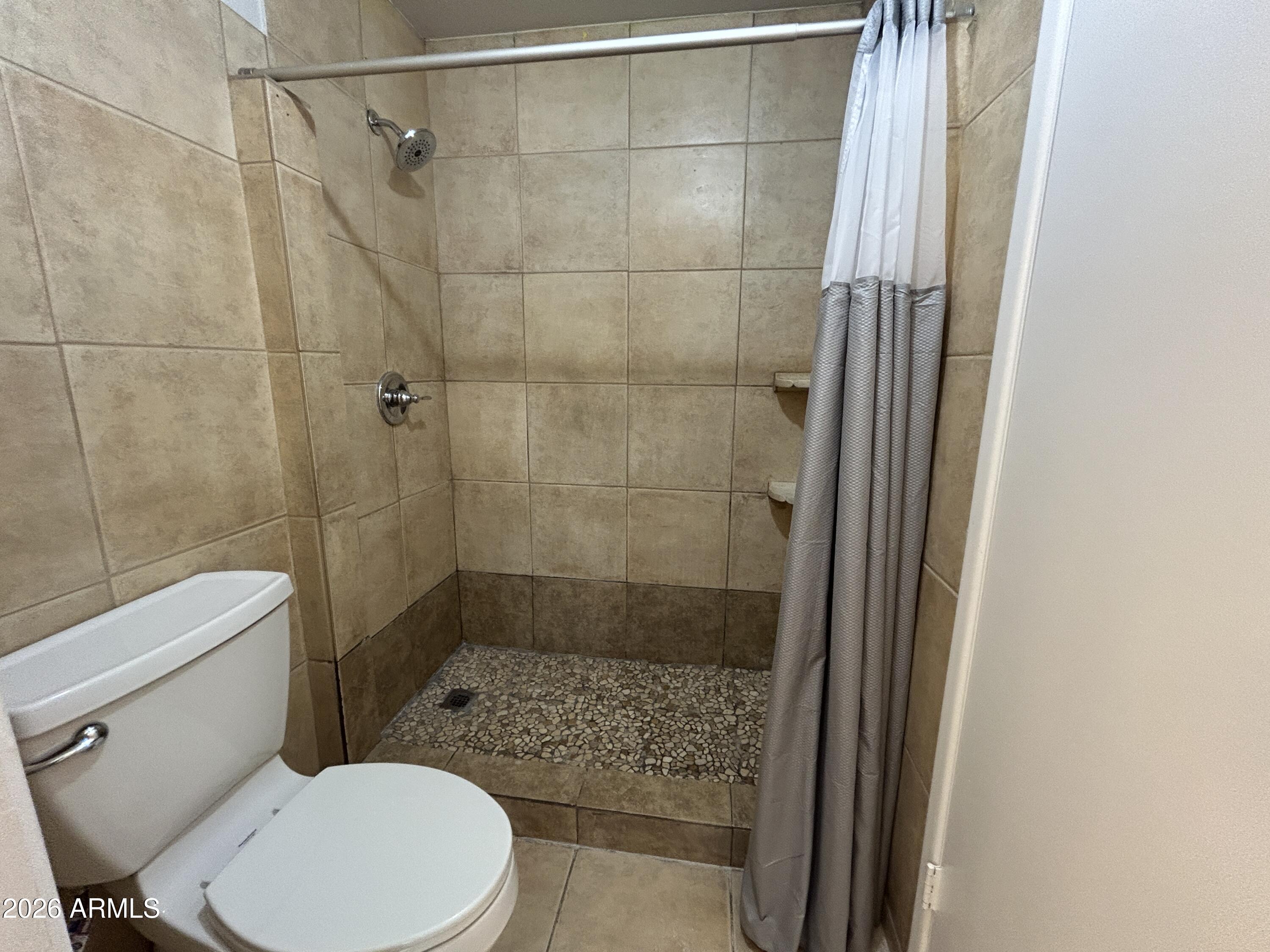 6711 West Osborn Road, Unit 22 Phoenix, AZ 85033 - Photo 7 of 13 IMG_5227