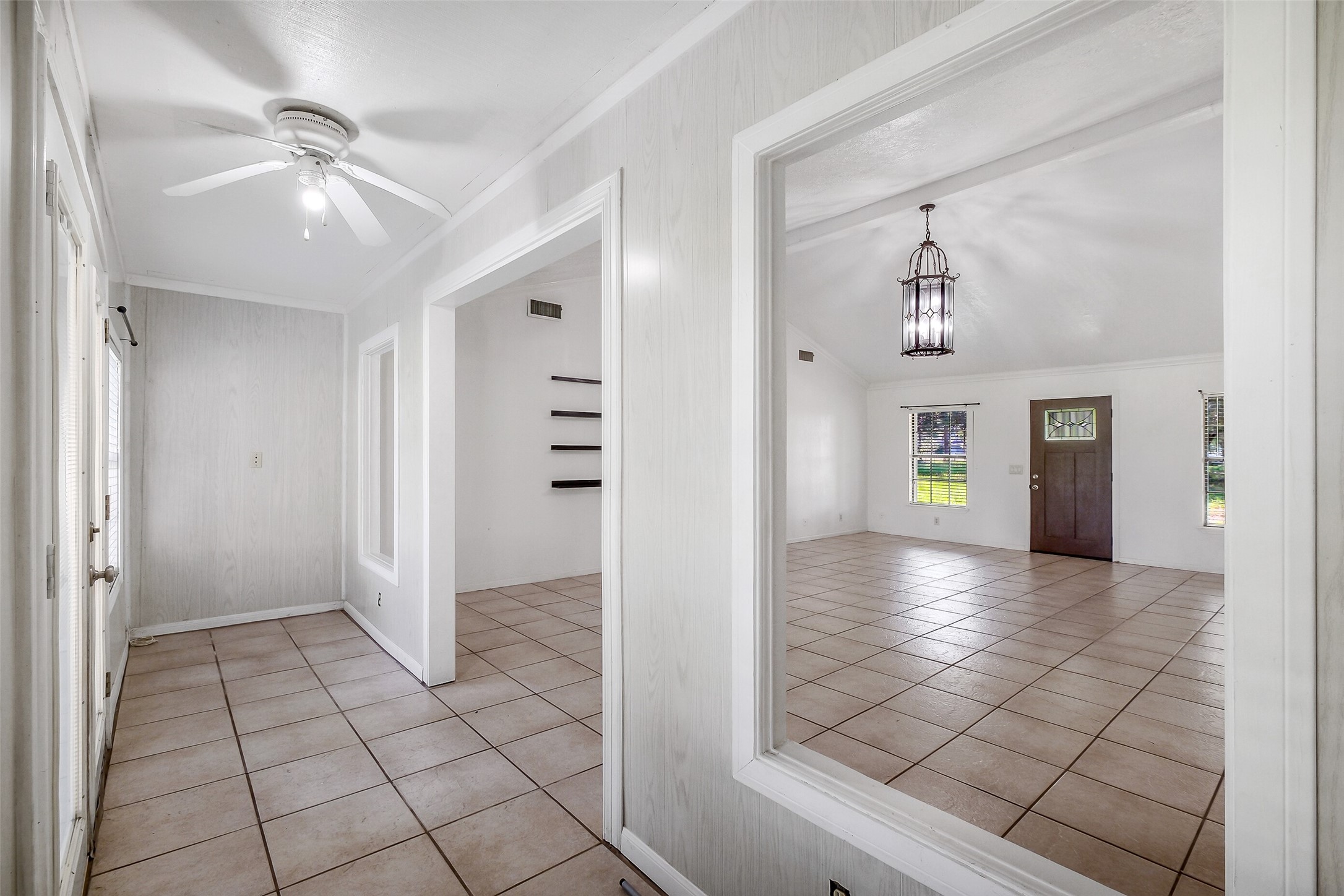 9503 Cardinal Road Beasley, TX 77417 - Photo 6 of 27 a view of an entryway