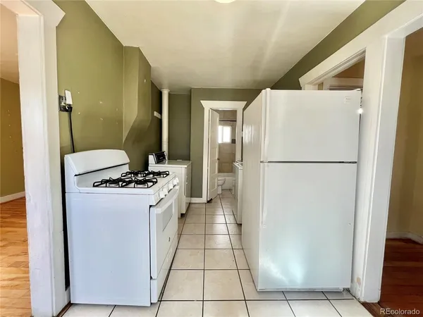 $2,295 | 4166 South Lincoln Street, Englewood, CO 80113