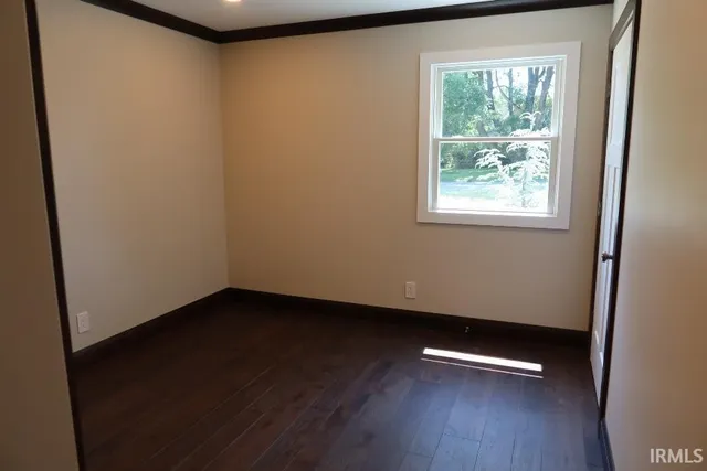 $750,000 | 36 Park Ridge Drive, Mount Vernon, IN 47620