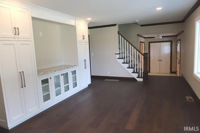 $750,000 | 36 Park Ridge Drive, Mount Vernon, IN 47620