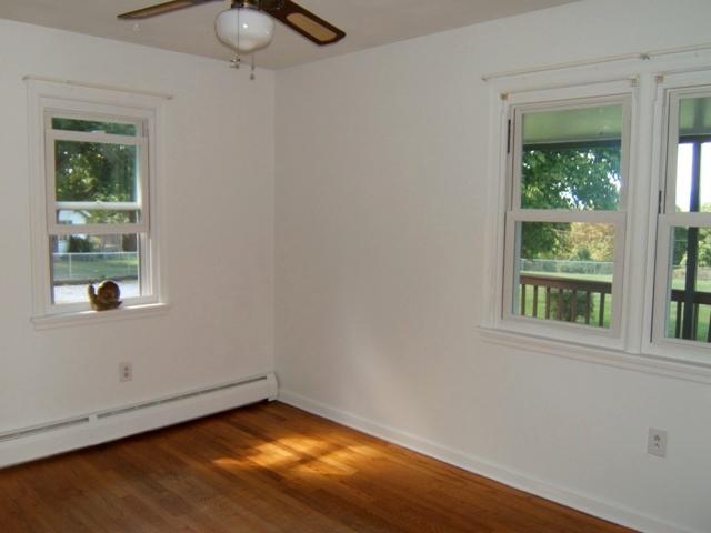 6 Living Room