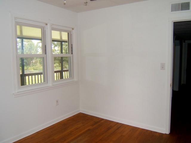 7 Living Room
