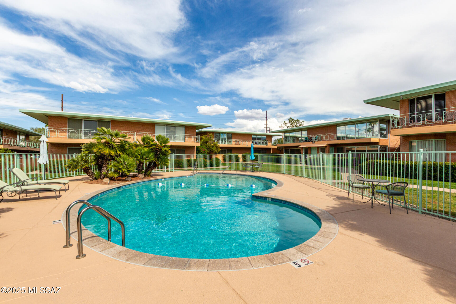 521 North Country Club Road, Unit 67 Tucson, AZ 85716 - Photo 32 of 35 Common Area / Pool