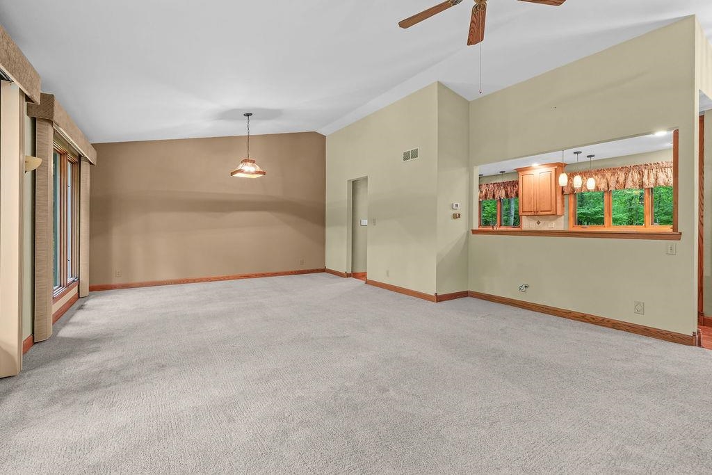 10876 Crockett Road Roscoe, IL 61073 - Photo 20 of 58