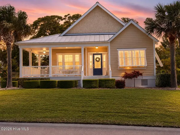 $1,225,000 | 422 Sunrise Court, Emerald Isle, NC 28594